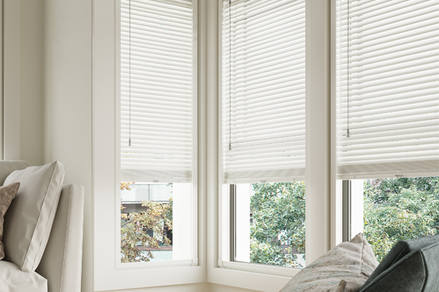 3 white perfect fit sunwood blinds in white